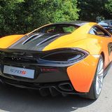 Bis zu 328 km/h ist er schnell.