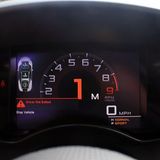 Der Tacho des McLaren 570 S.