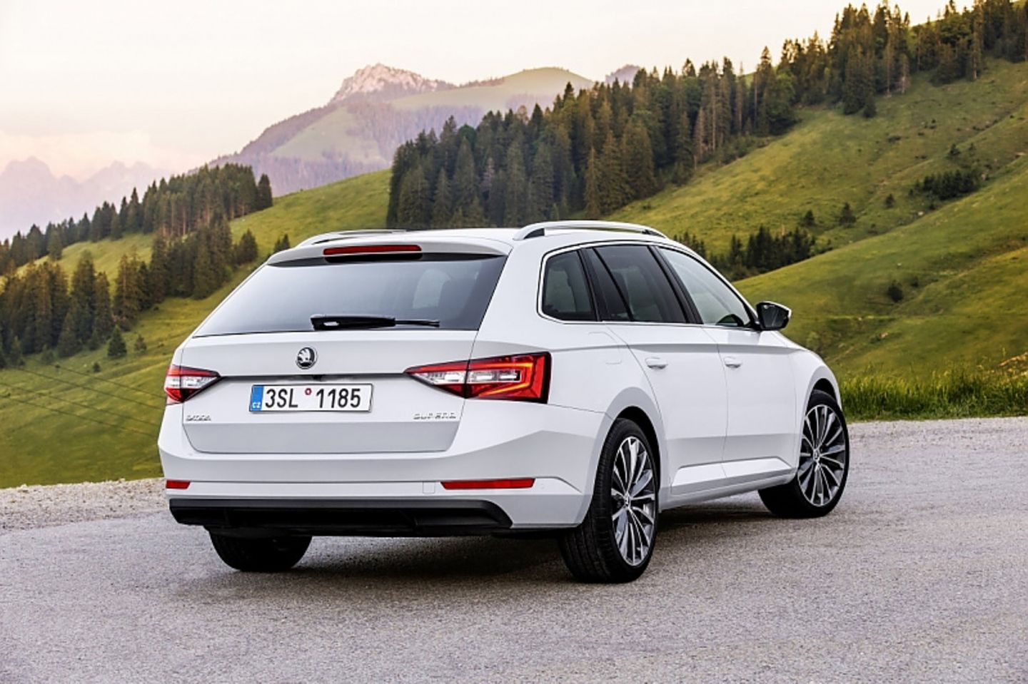 Skoda Superb 2.0 TDI Combi