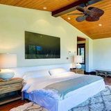 In jedem der sechs Schlafzimmer gibt es einen Kamin