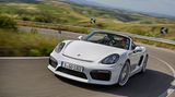Der neue Porsche Boxster Spyder ist 4,41 Meter lang,...