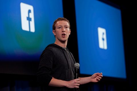 Mark Zuckerberg im 2013 bei einer App-Präsentation