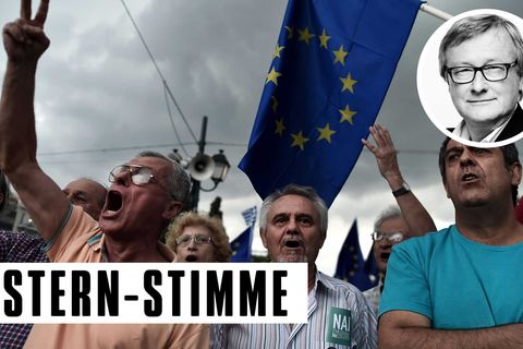 Seit Tagen protestieren Pro-Euro-Demonstranten mit Flaggen der Europäischen Union vor dem Athener Parlament