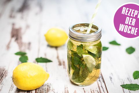 Foodbloggerrezepte: Eistee mit Salbei, Minze und Zitrone