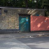 Wo ist die Grenze von Rot?: Sprayer testet den Humor einer Reinigungsfirma