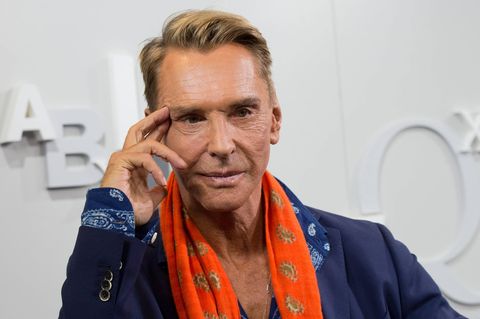 Designer Wolfgang Joop trauert um seine verstorbene Hündin Lottchen