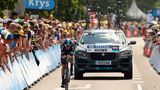 Jaguar F-Pace auf der Tour de France 2015