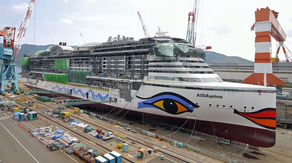Die "Aida Prima" im Trockendock Die "Aida Prima" im Trockendock