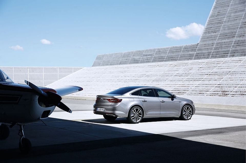 Der Renault Talisman ist ab Januar 2016 erhältlich Der Renault Talisman ist ab Januar 2016 erhältlich