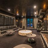 Slash hat sich einen Nachtclub einbauen lassen