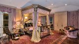 Schlafzimmer im Gothic-Schick