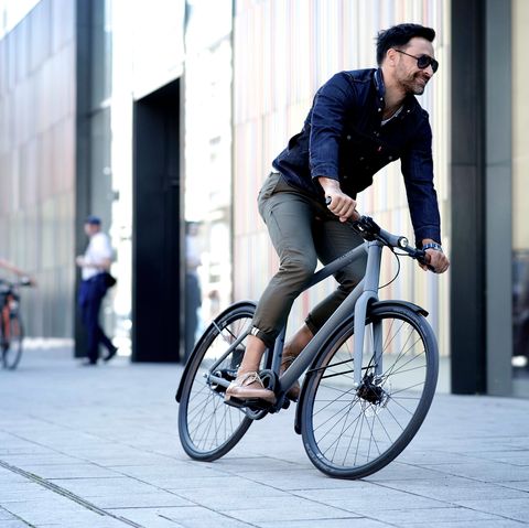 Das Commuter ist ein wendiges Rad zu Fahren in der Stadt.