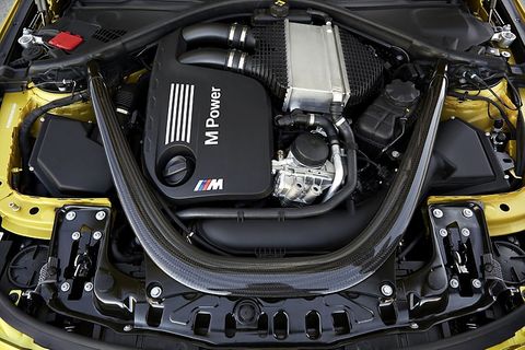 BMW M4 Coupé - das Triebwerk leistet 431 PS und ermöglicht so 280 km/h