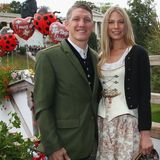 Bastian Schweinsteiger und Sarah Brandner