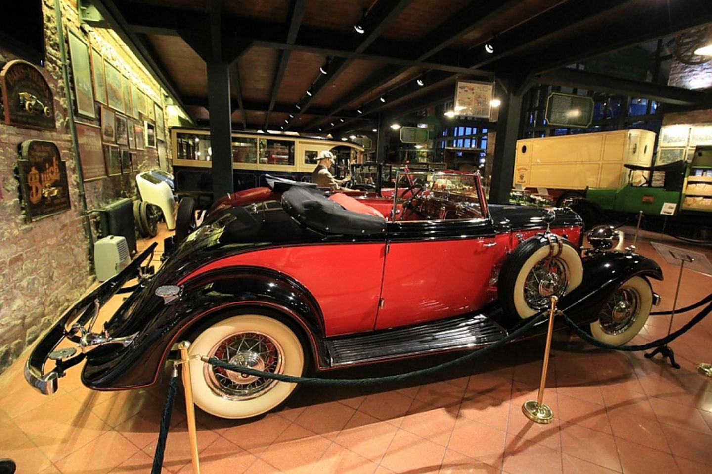 Buick 66C Convertible (1933)