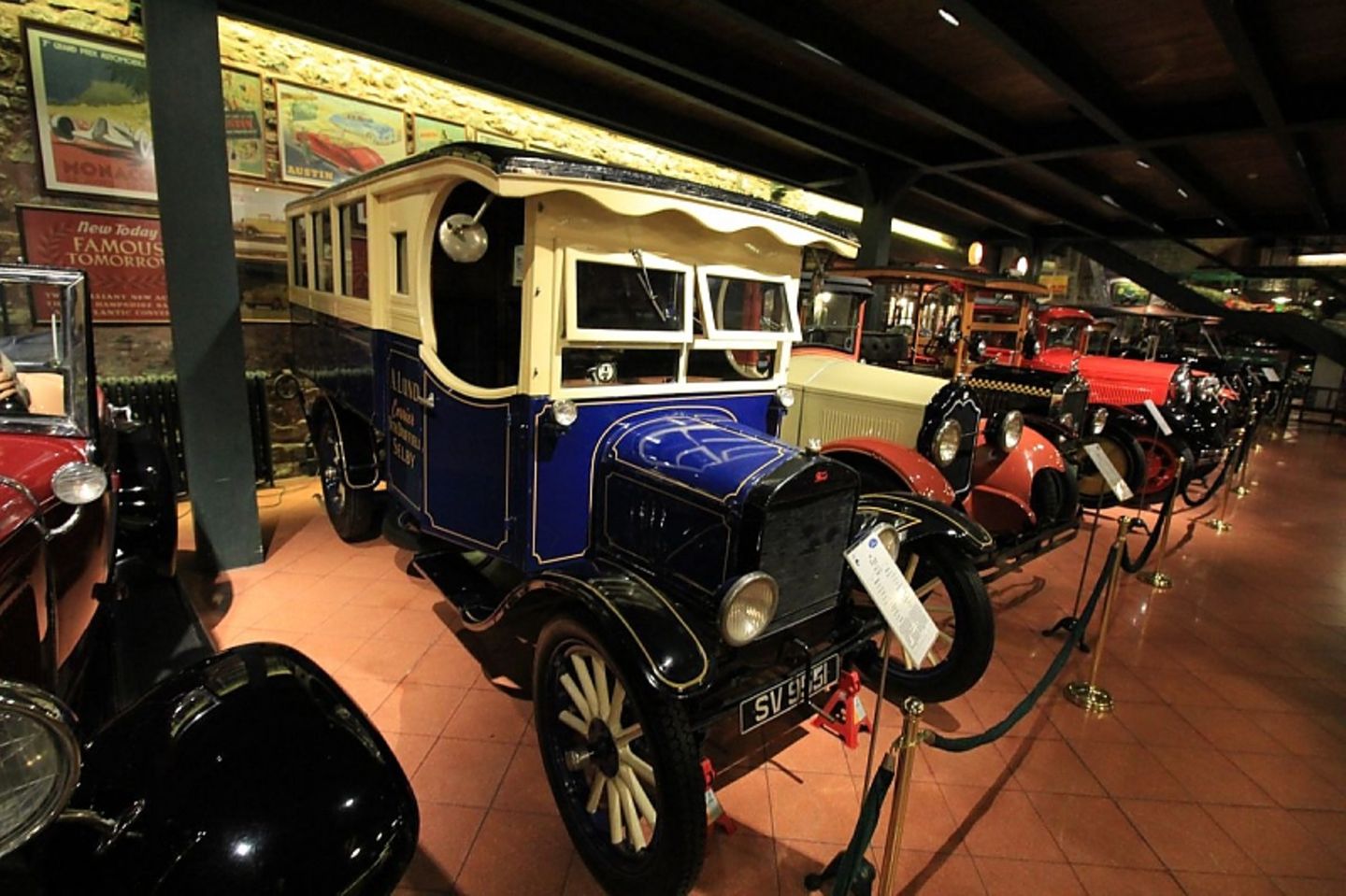 Ford Model TT Bus (1926)