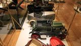Fortbewegungsmittel für ganz Kleine im Rahmi M. Koc Museum.