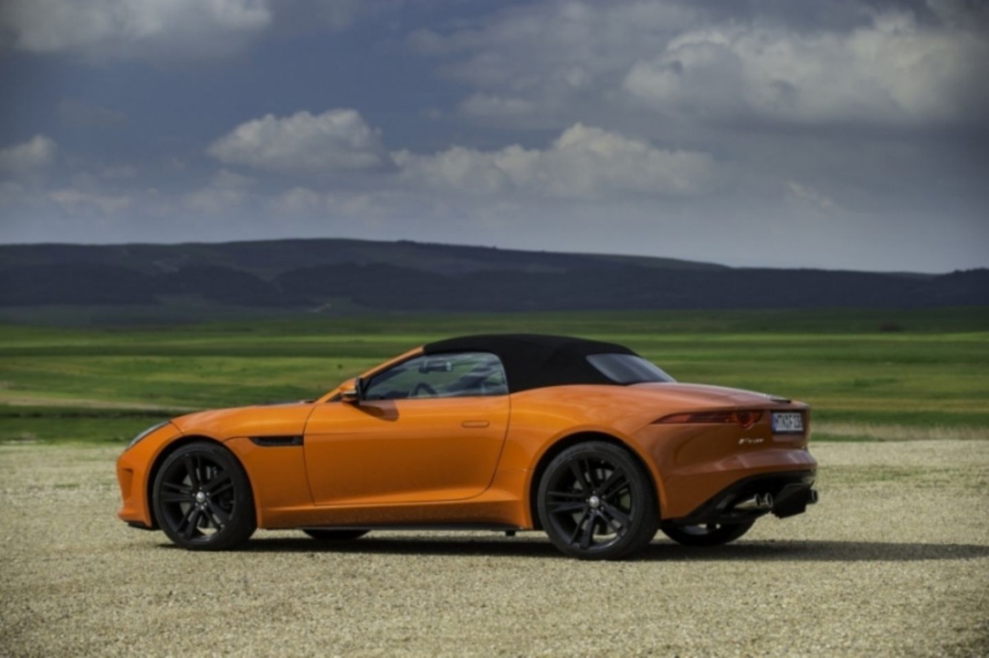 Jaguar F-Type Roadster mit Stoffhut