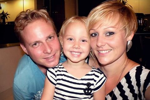 Michèle Morell zusammen mit ihrem Mann David und der vierjährigen Emily
