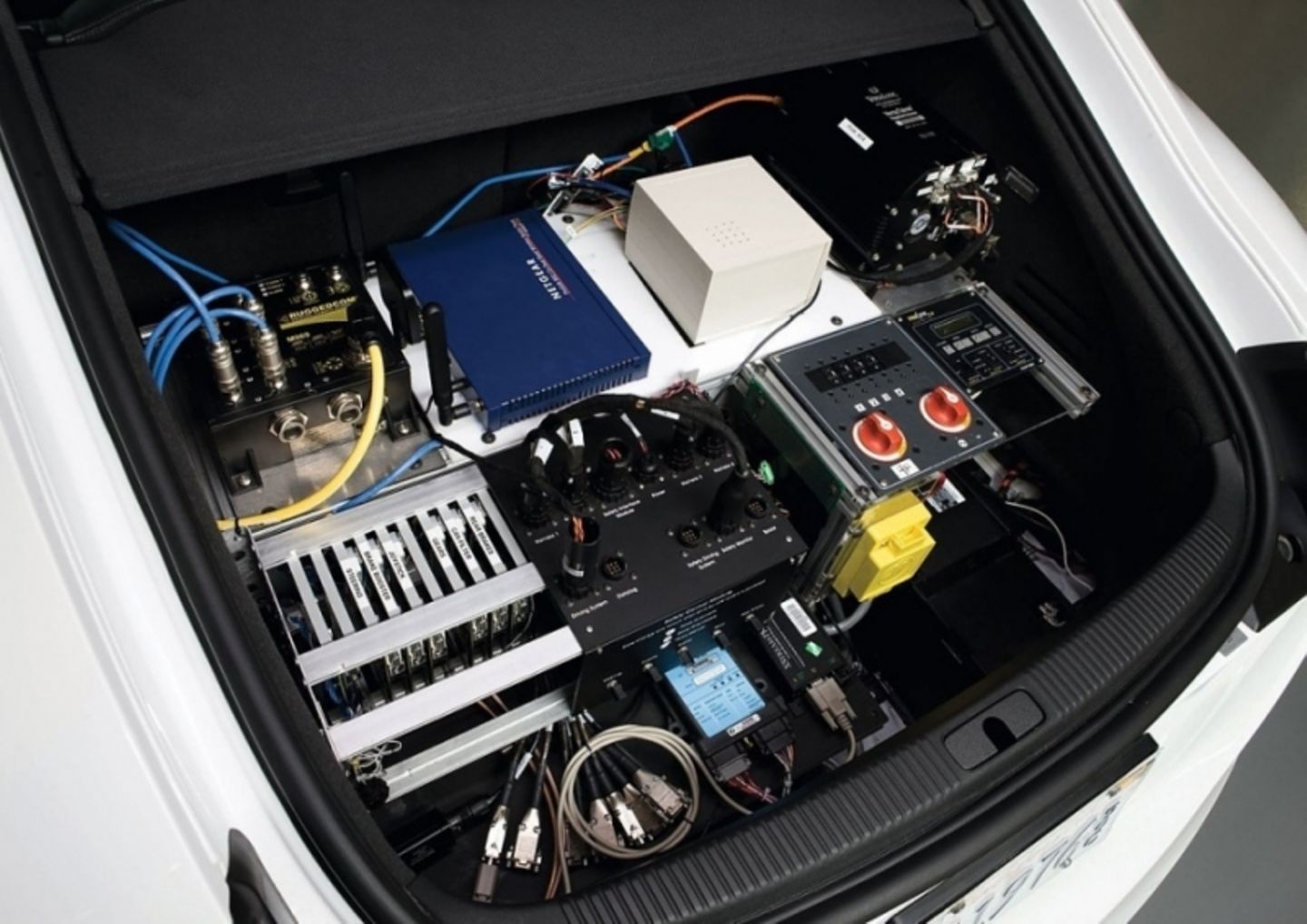 Noch nimmt die Technik, die für das autonome Fahren benötigt wird, viel Raum ein. Auch das wird sich ändern.