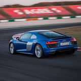 Die Basisversion mit 540 PS schlägt sich auch auf der Rennstrecke gut