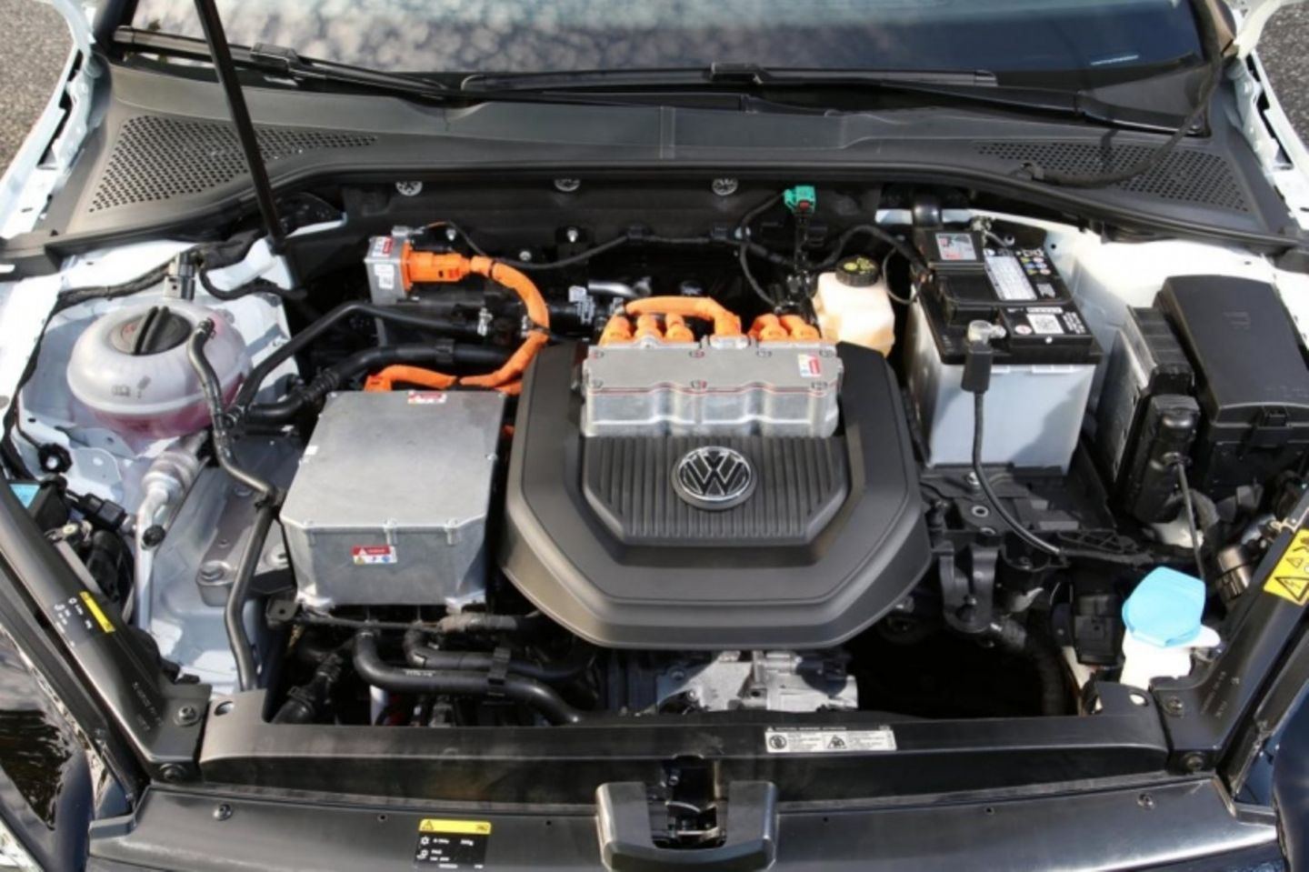 VW e-Golf: Die Batterietechnik ist aufwendig