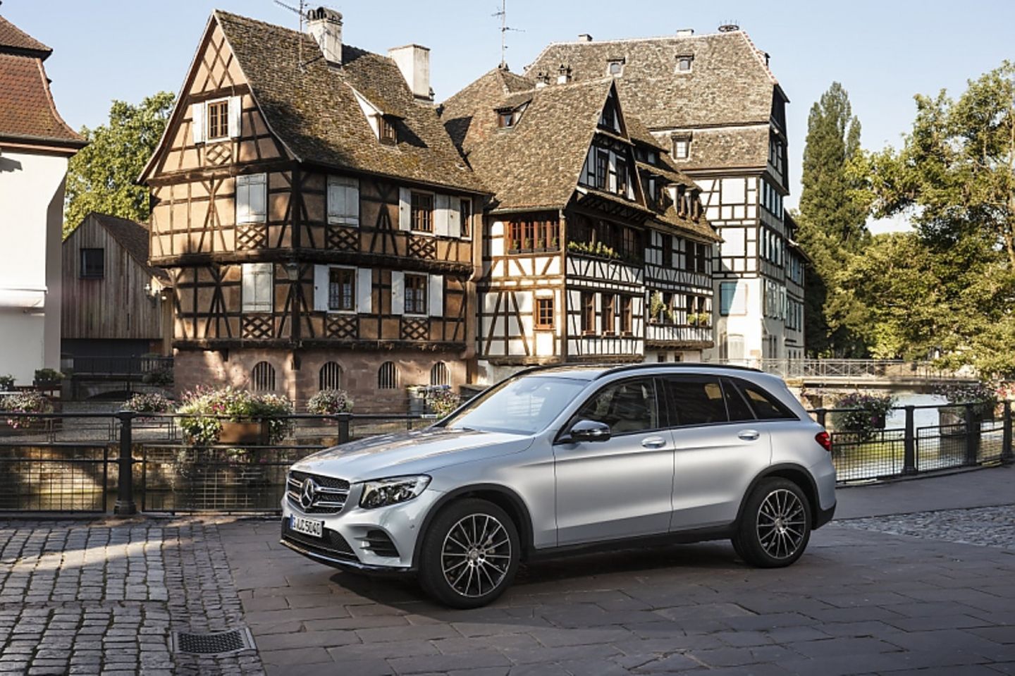 Mercedes GLC 250d 4matic - Neungang-Automatik serienmäßig