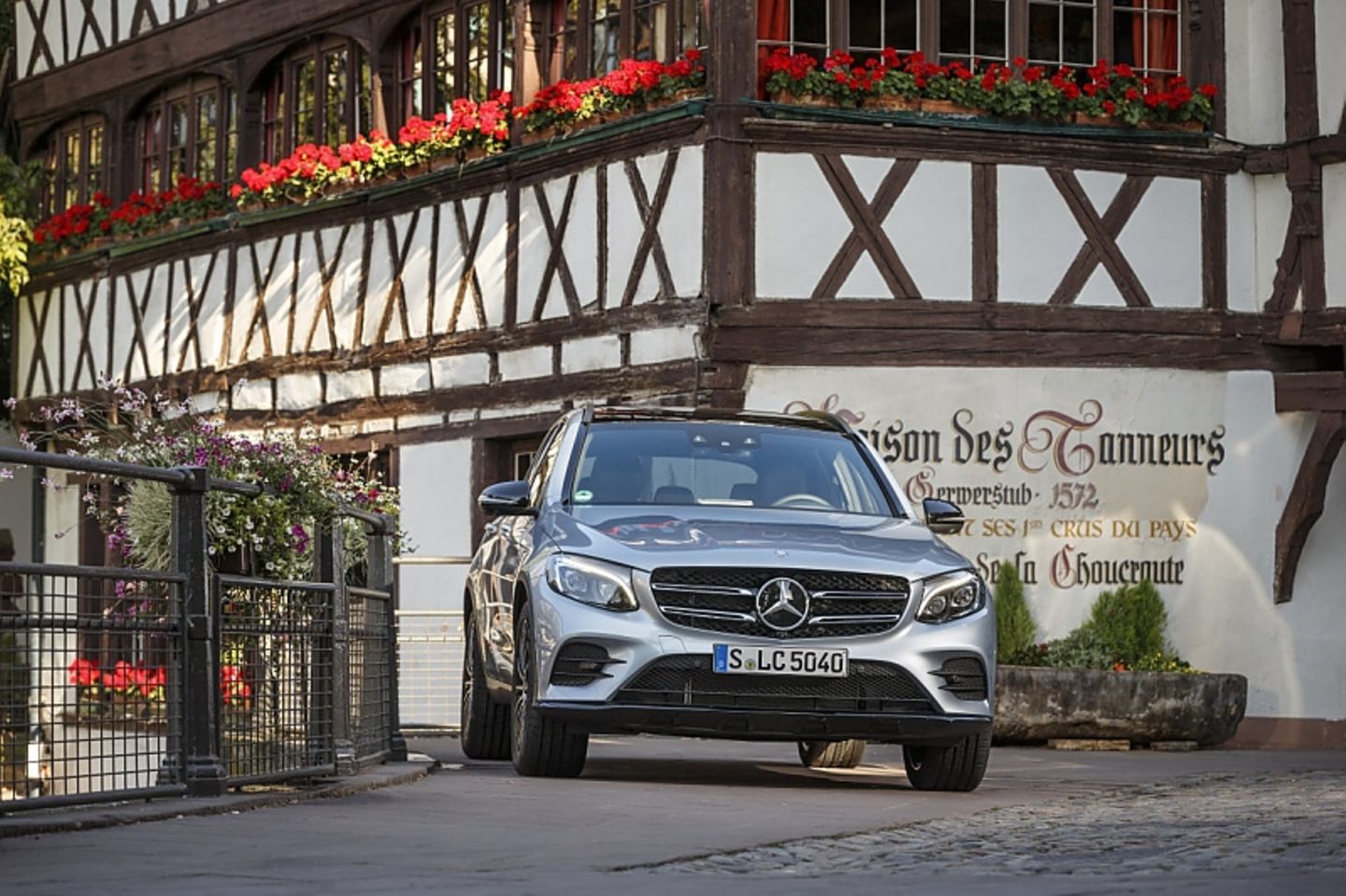 Mercedes GLC 250d 4matic - LED-Scheinwerfer kosten fast 1.800 Euro Aufpreis