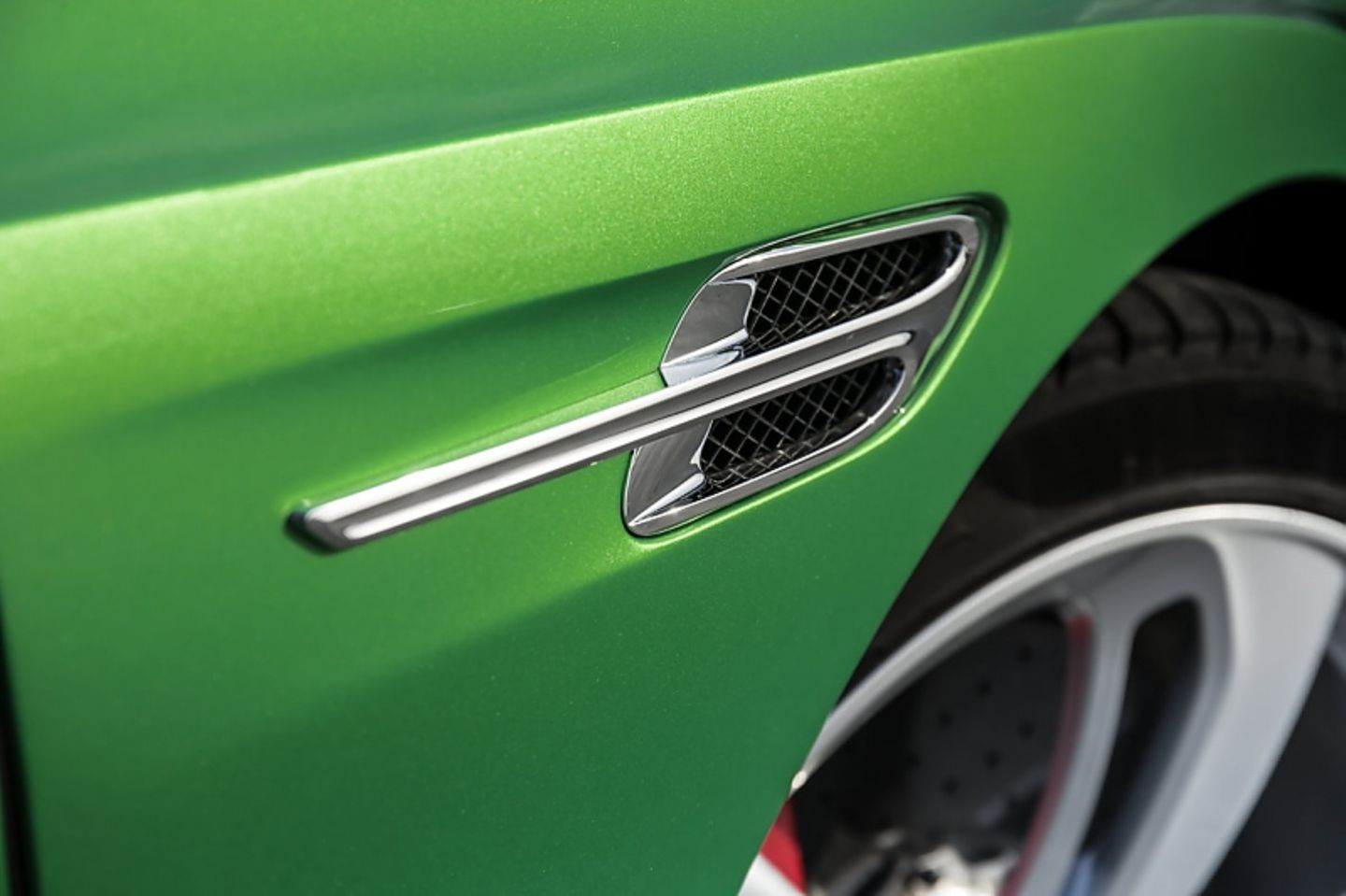 Bentley Continental GT Speed Modelljahr 2016 - das Bentley-B im Kotflügel
