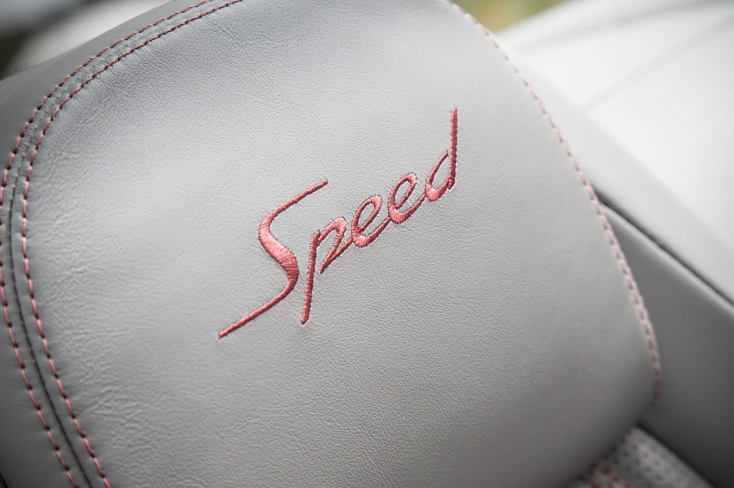Bentley Continental GT Speed Modelljahr 2016: Speed - da ist der Name Programm