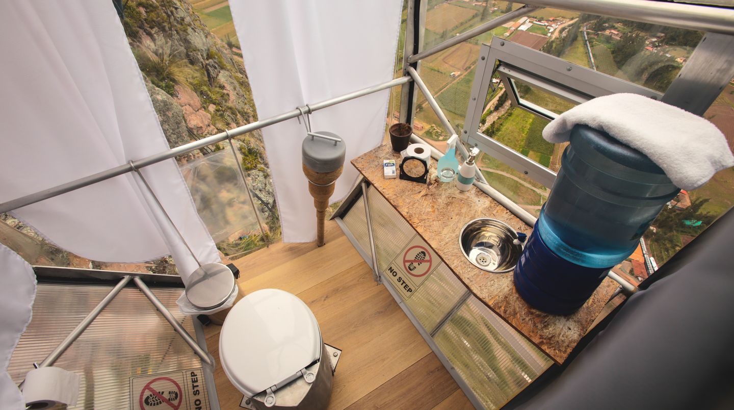 Badezimmer mit Glaswänden