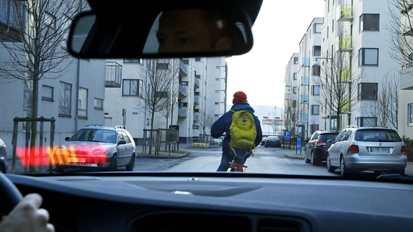 Der Notbrems-Assistent mit automatischer Fußgänger- und Fahrradfahrer-Erkennung kostet Aufpreis