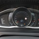 Beim Volvo S60 Cross Country gibt es ein zentrales Rundinstrument