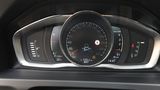 Beim Volvo S60 Cross Country gibt es ein zentrales Rundinstrument