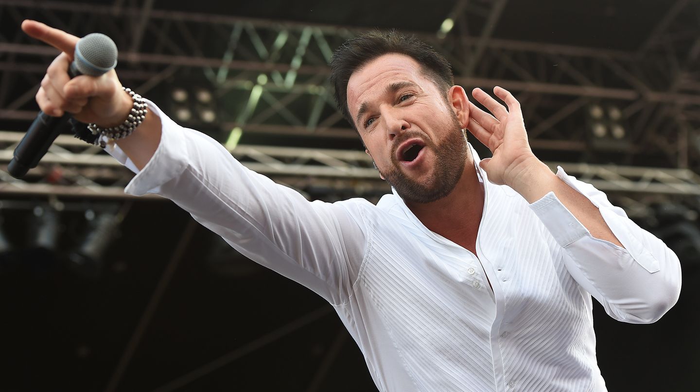 Sänger Michael Wendler zog sich bei Dreharbeiten für das Sommer-Dschungelcamp einen komplizierten Bruch an der rechten Hand zu