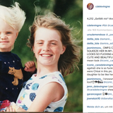 Die älteste der drei Schwestern, Chloe, studierte Biotechnologie und ist mit dem Immobilienmakler Edward Grant verheiratet. Sie hat einen Sohn. Das Kinderfoto von Cara (l.) und Chloe Delevigne stammt aus Instagram-Album Cara Delevingnes.