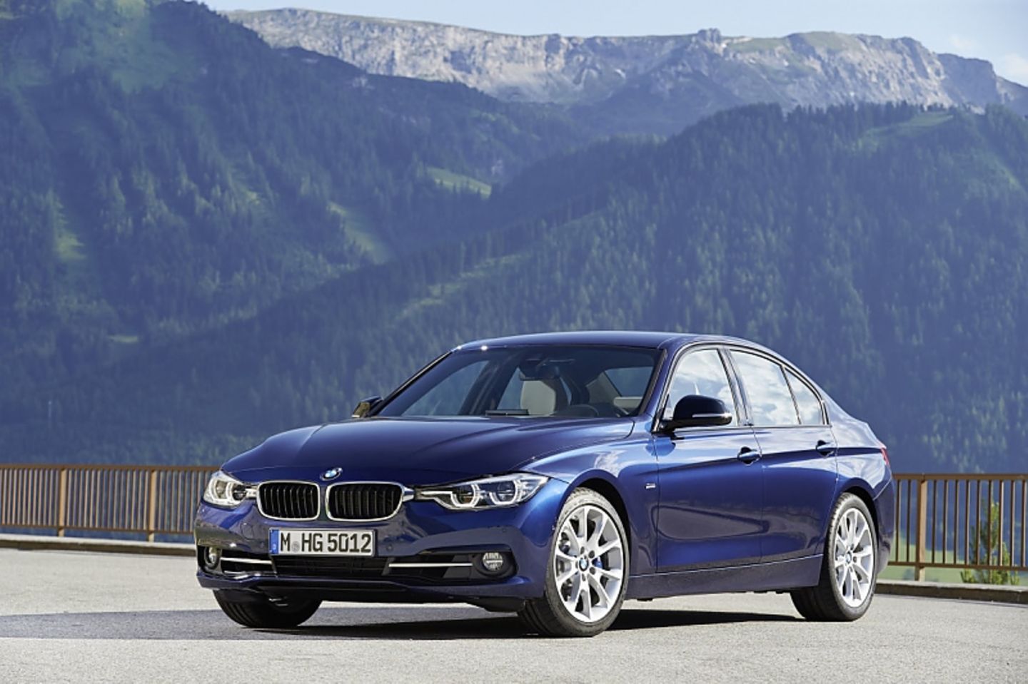 BMW 340i Modellpflege 2015 - da sind kaum Unterschiede zu erkennen