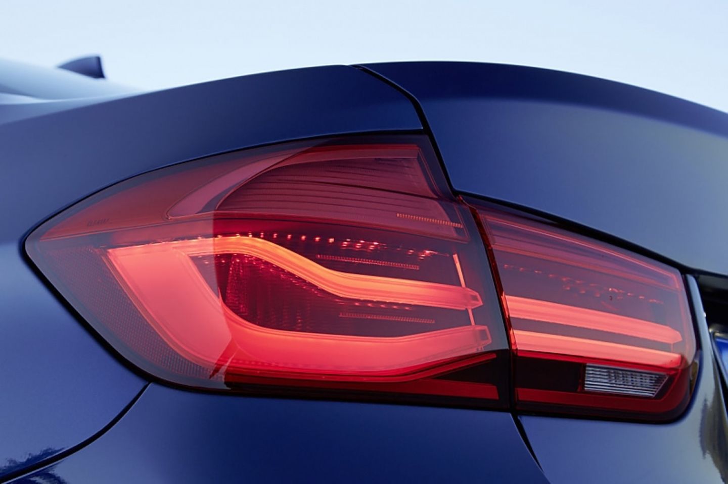 BMW 340i Modellpflege 2015 - auch hinten gibt es nun LED-Technik