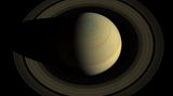 Aufsicht auf den Ringplaneten Saturn