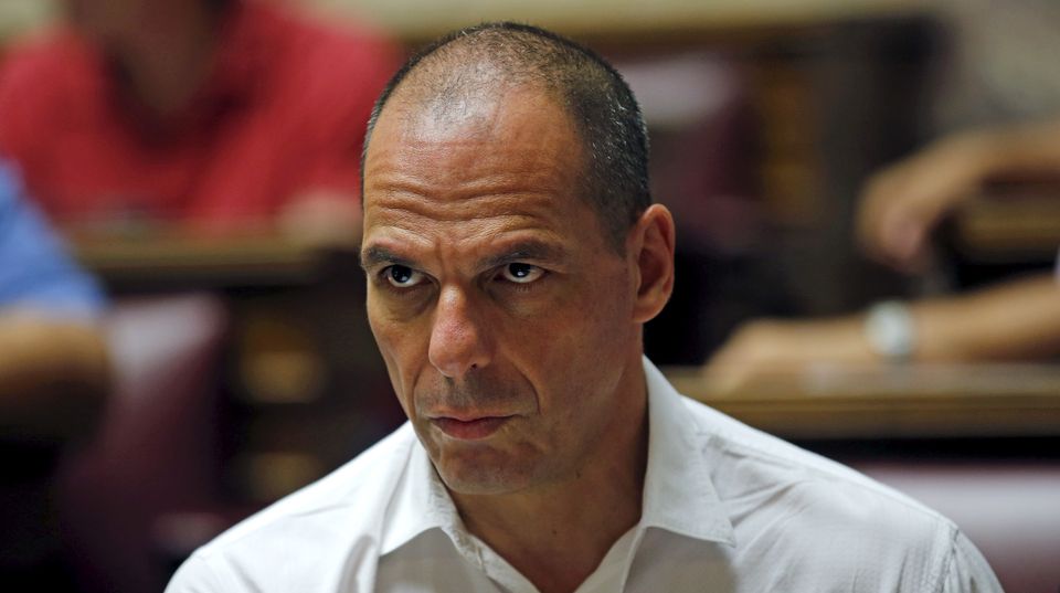 Der ehemalige griechische Finanzminister Yanis Varoufakis sitzt im Parlament in Athen