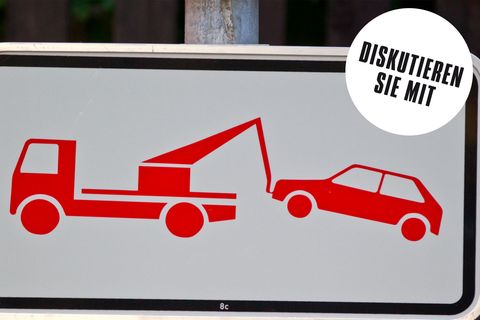 Dieses Schild besagt: Wer falsch parkt, wird abgeschleppt.