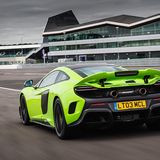 McLaren 675 LT - im Vergleich zum 650S wurde der Neuling um 100 Kilogramm leichter
