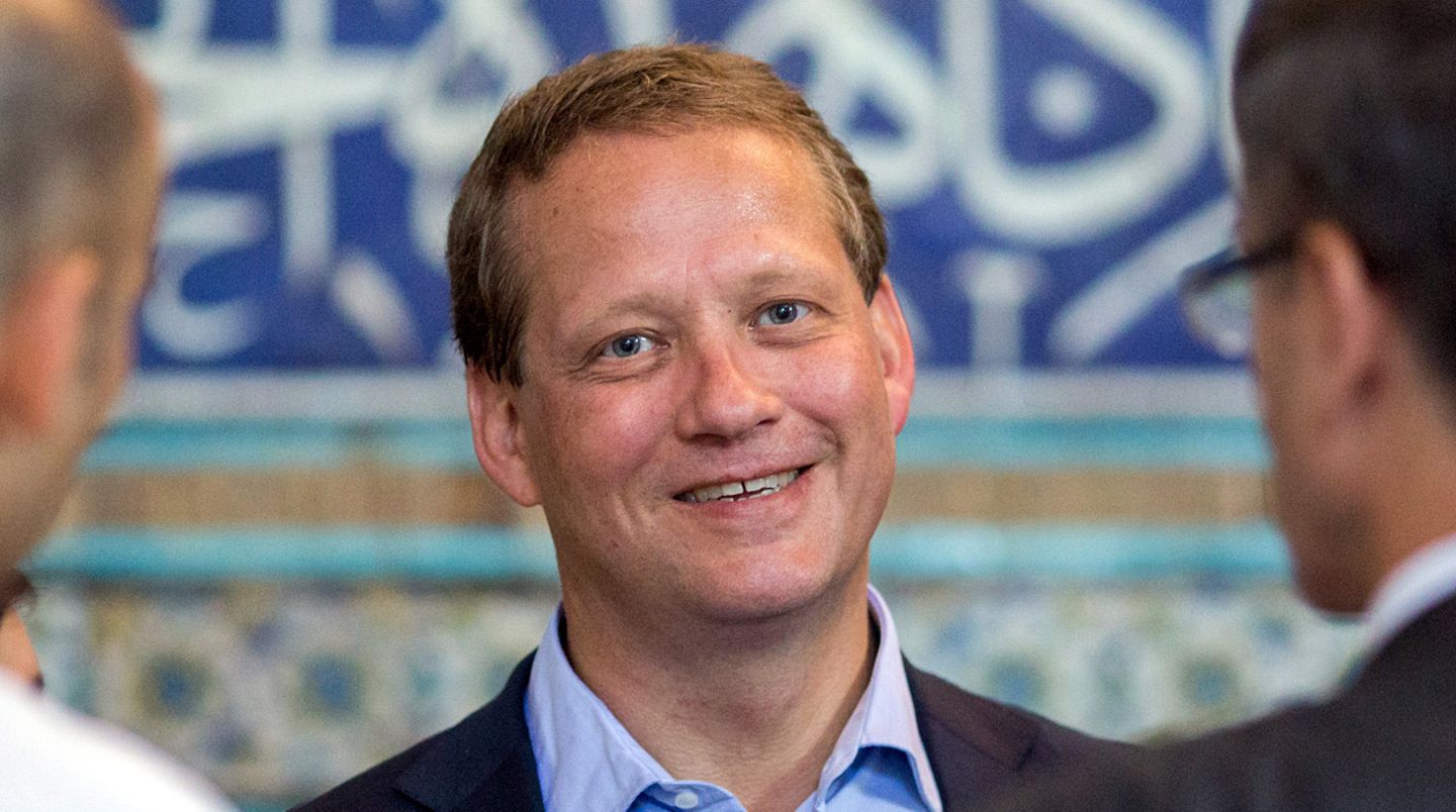Eric Schweitzer, Präsident des Industrie- und Handelskammertages, hat sich gegen den Acht-Stunden-Arbeitstag ausgesprochen
