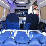 Die großen Luxustransporter sind Privatjet-Ersatz.