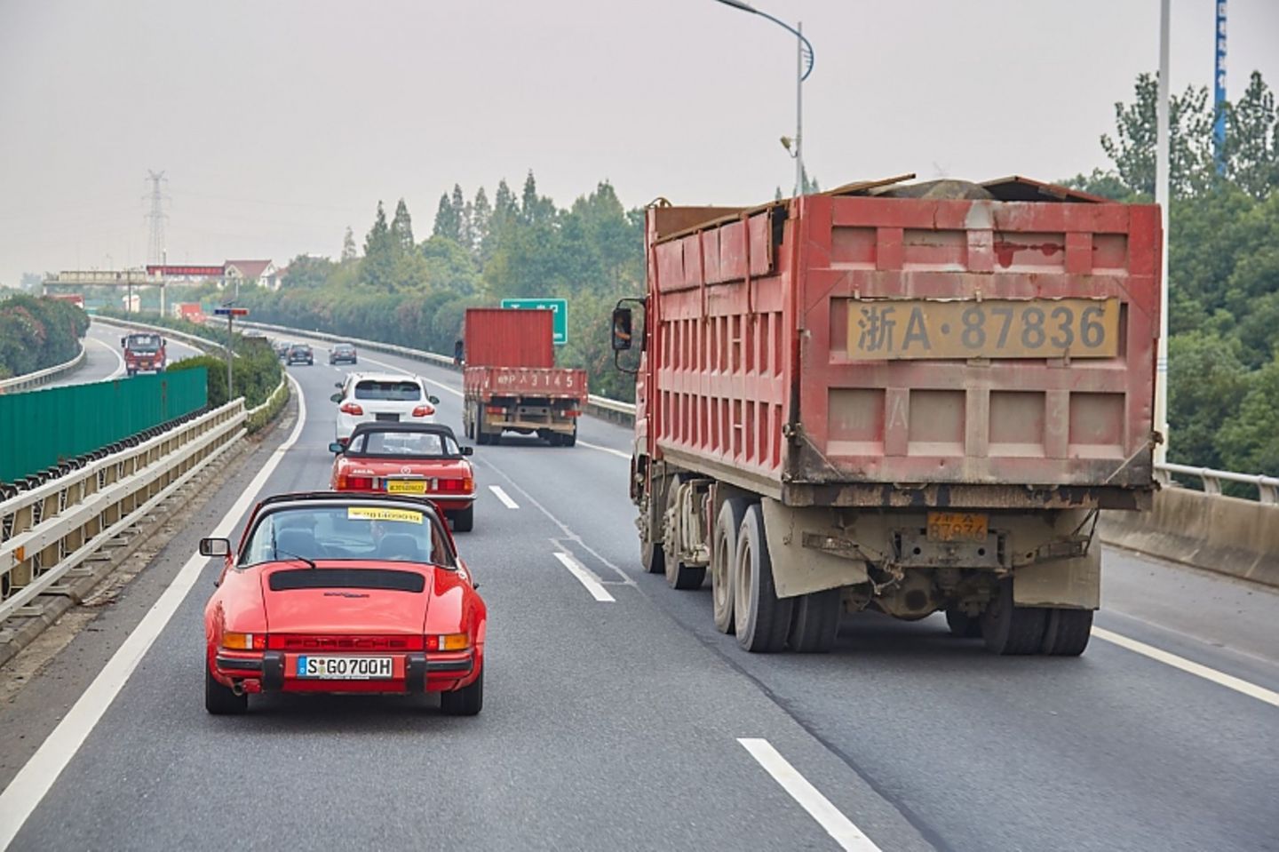 Der Porsche 911 SC Targa ist 4,29 Meter lang,...