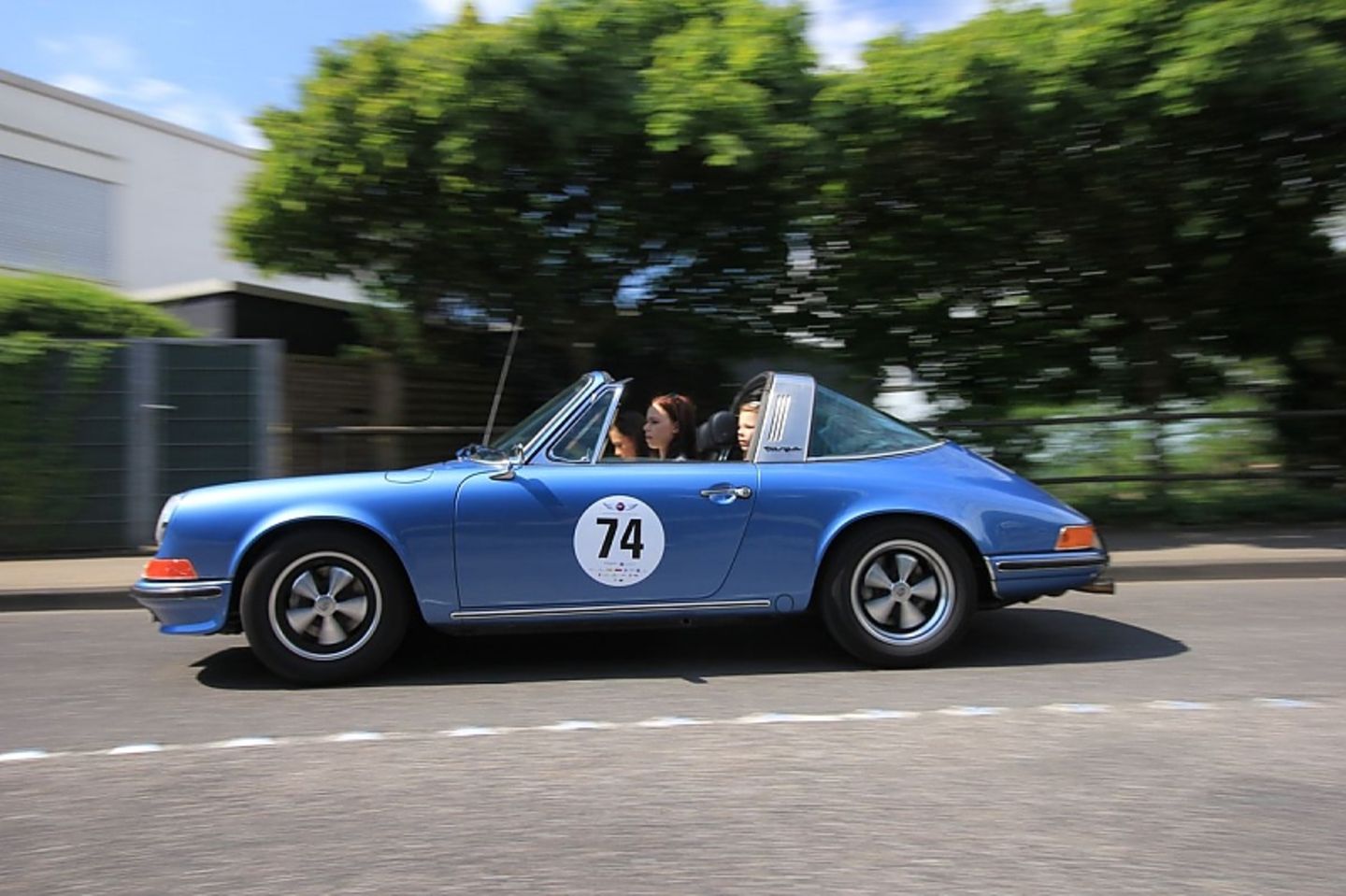 Der Vorgänger: ein Porsche 911 T 2,4 Targa von 1971.