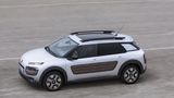 Wer den etwas extravaganten Auftritt liebt, ist beim Citroën Cactus mit seinen Karosserieapplikationen, die an die Eier-Kartons