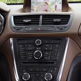 Beim Opel Mokka ist die Mittelkonsole überladen