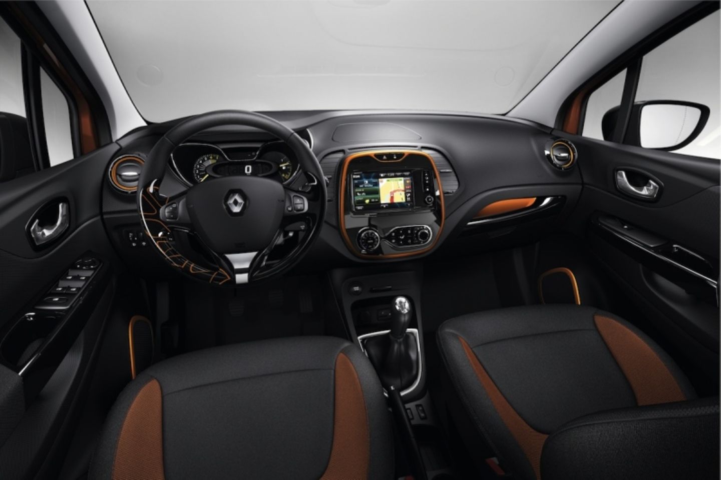 Die Verwandtschaft zum Renault Clio ist beim Captur unübersehbar