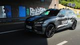 Jaguar F-Pace auf der Tour de France 2015